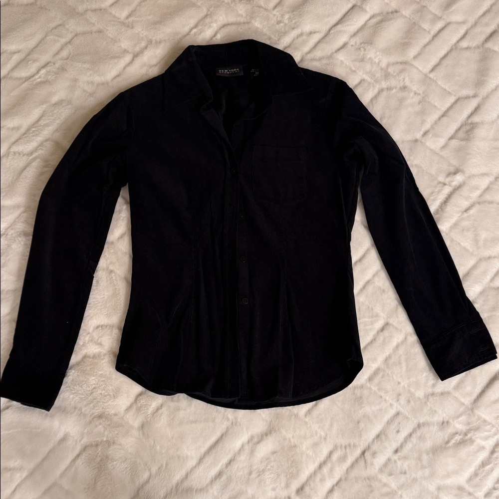 New York & Company Women’s Shirt. Black suede. XS.